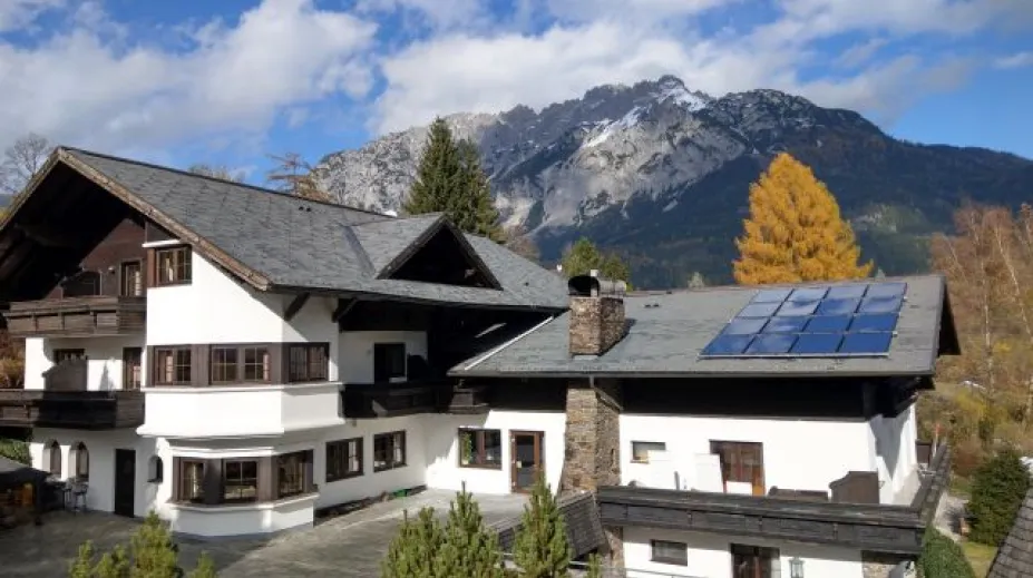 land-haus-st-georg.jpg